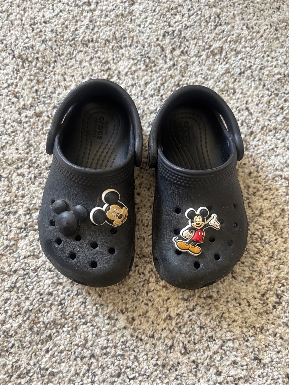 CROCS Kids Black Clogs with Mickey Mouse Jibbitz Charms
